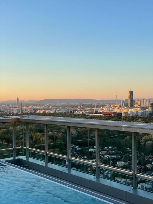 The High-rise With Pool Vienne
