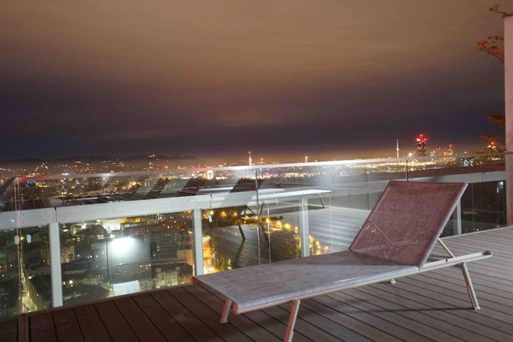 Appartement The High-rise With Pool *