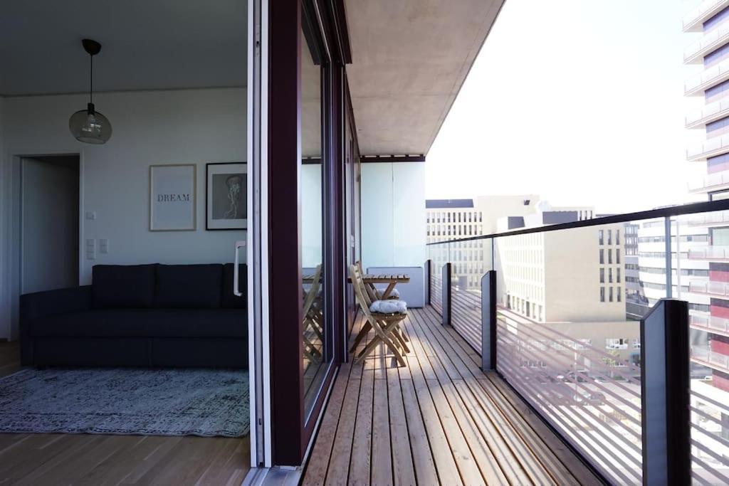 The High-rise With Pool Apartamento *