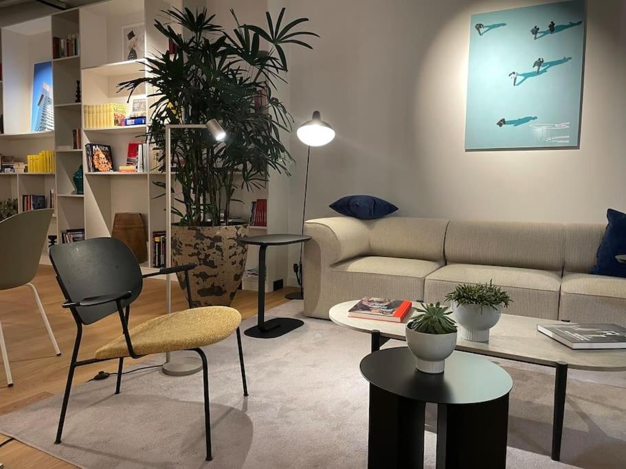 The High-rise With Pool Apartamento Viena