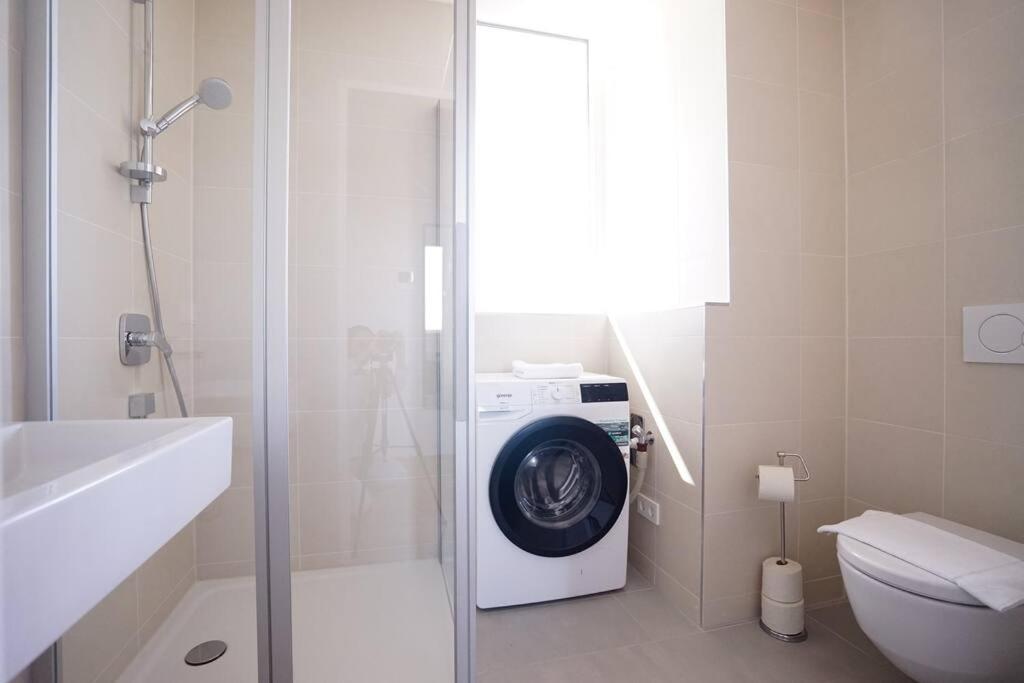 The High-rise With Pool Apartamento *